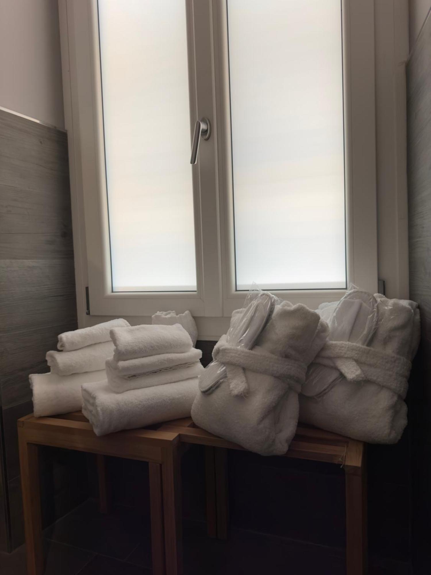 Prima Fila Due Pemium Guest House Sanremo Ngoại thất bức ảnh